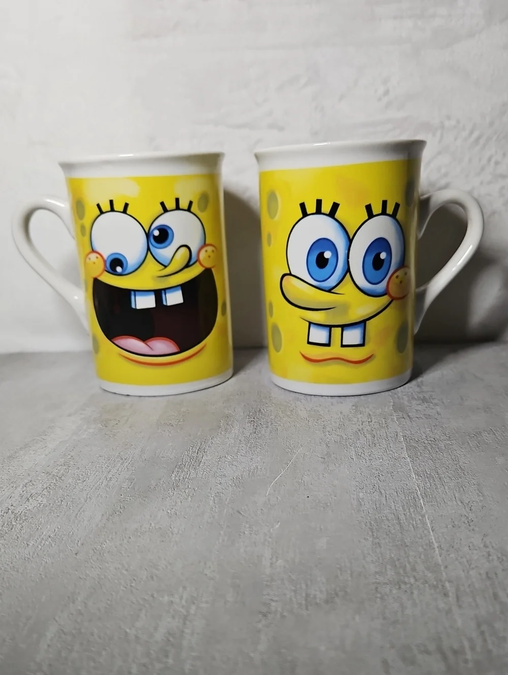 2 Vintage Spinge Bob Square Pants Cups
